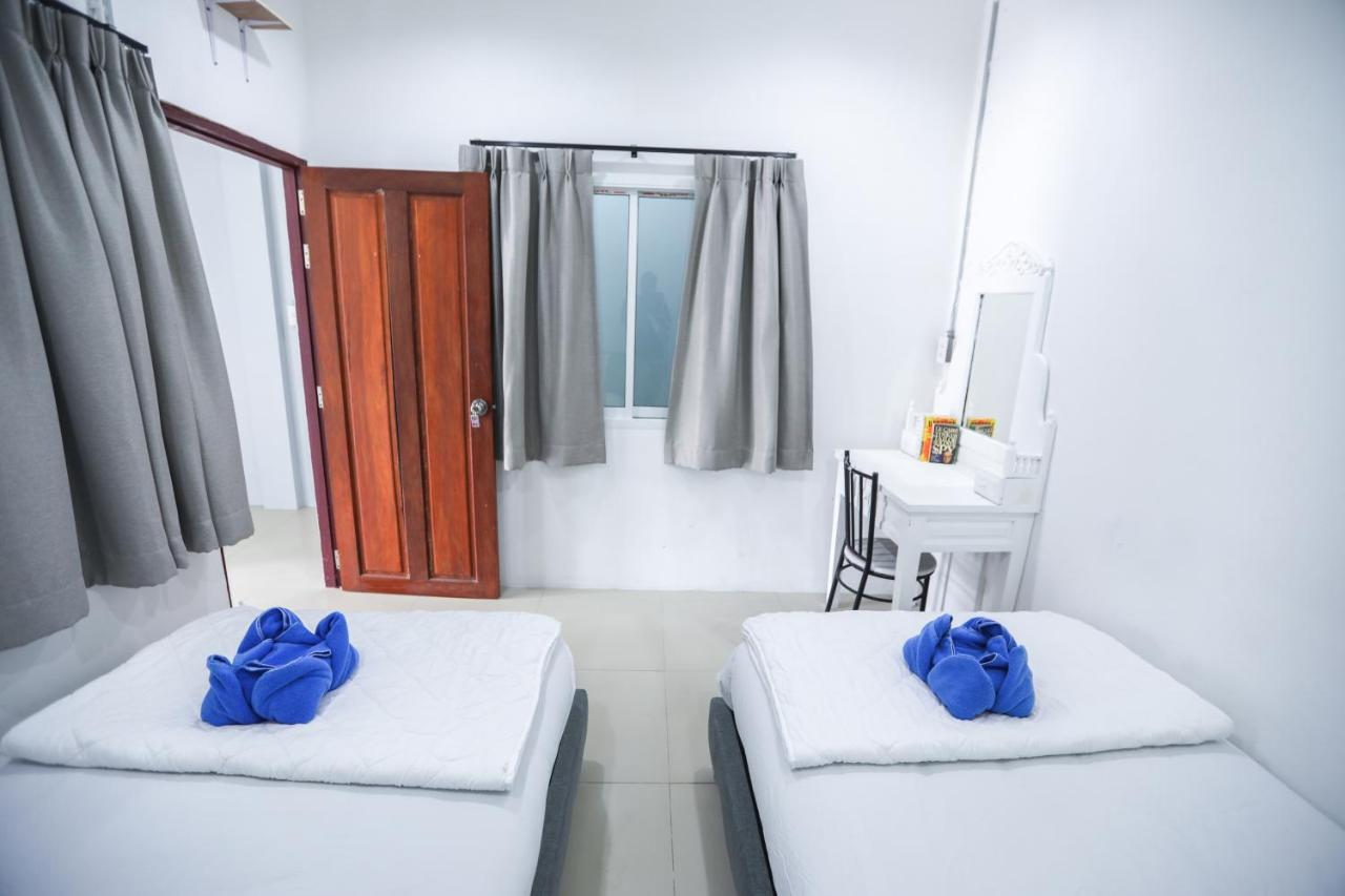 Arena Boutique Hotel Female Only Thongsala Exteriör bild